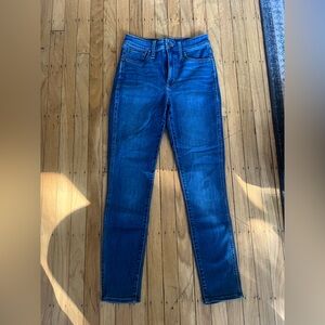 Madewell curvy roadtripper jeans size 25 (WORN TWICE AND WASHED)